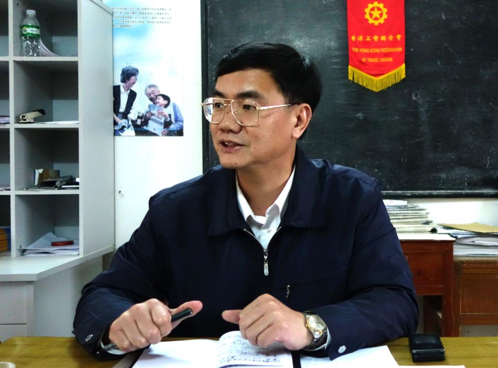 段邦贤书记对觉民村的扶贫开发“双到”工作提出指导意见